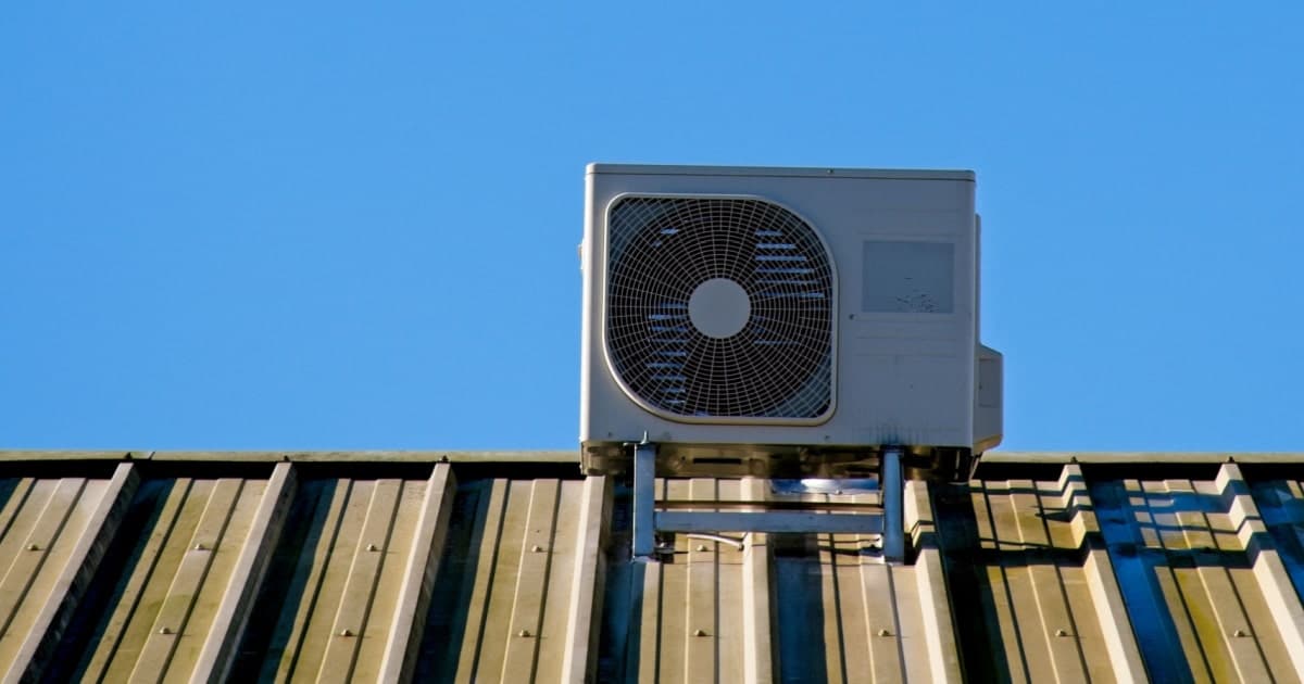 warmtepomp schuin dak