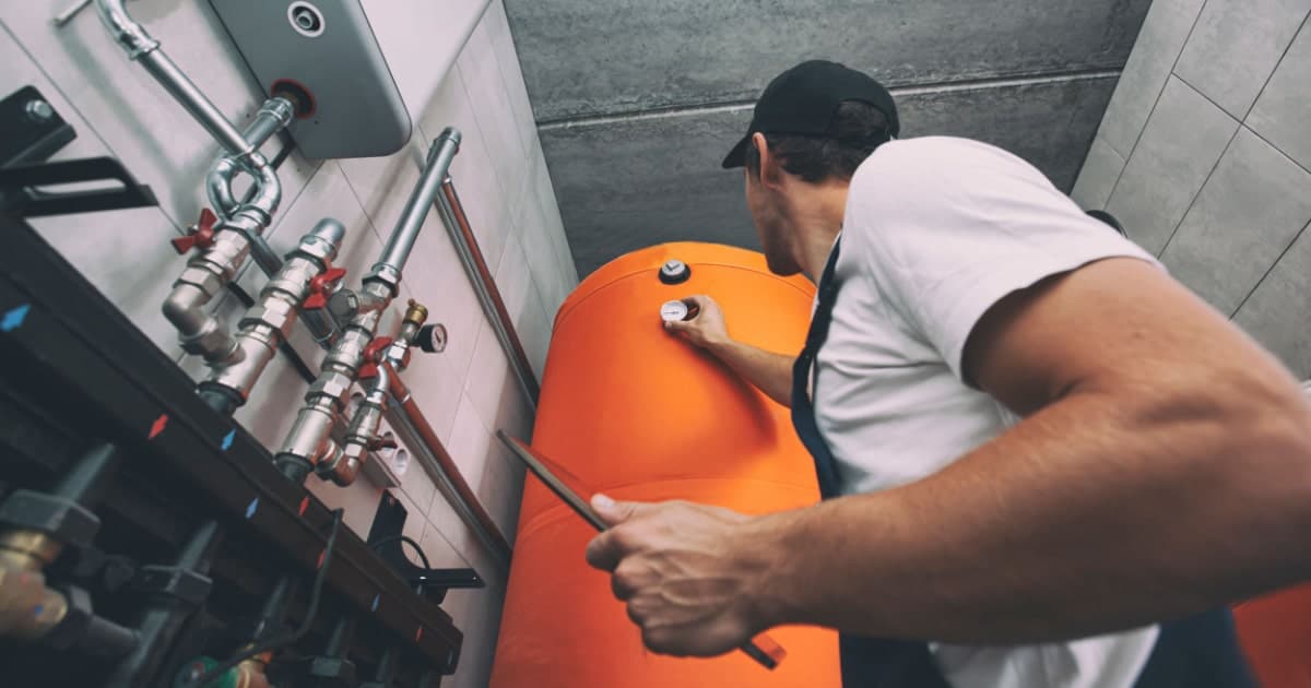 controle en onderhoud gasabsorptie warmtepomp door installateur