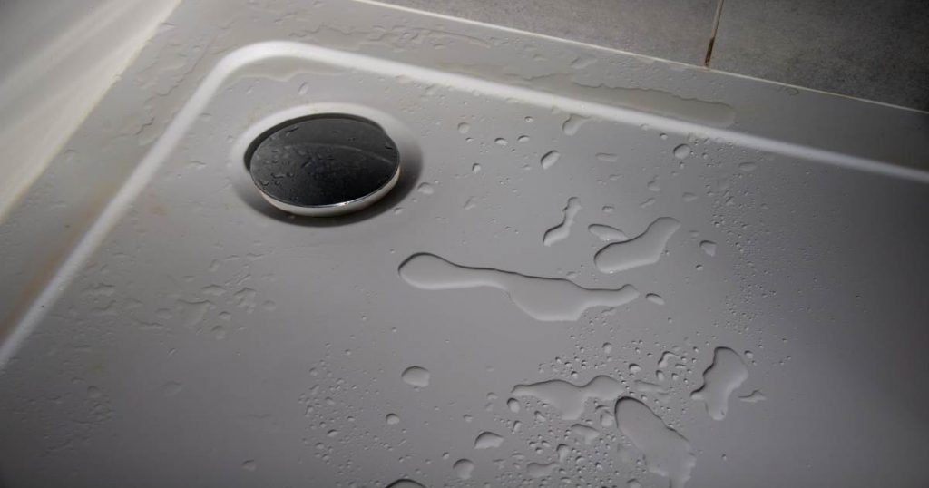 Afvoer van de inloopdouche.