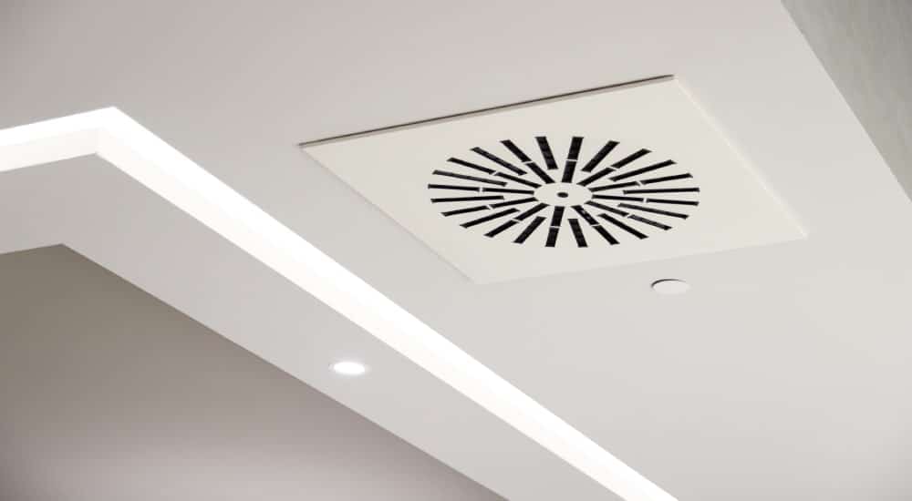 ventilatierooster installeren in de slaapkamer